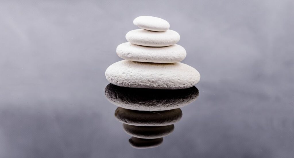 Balancing rocks to represent yin and yang